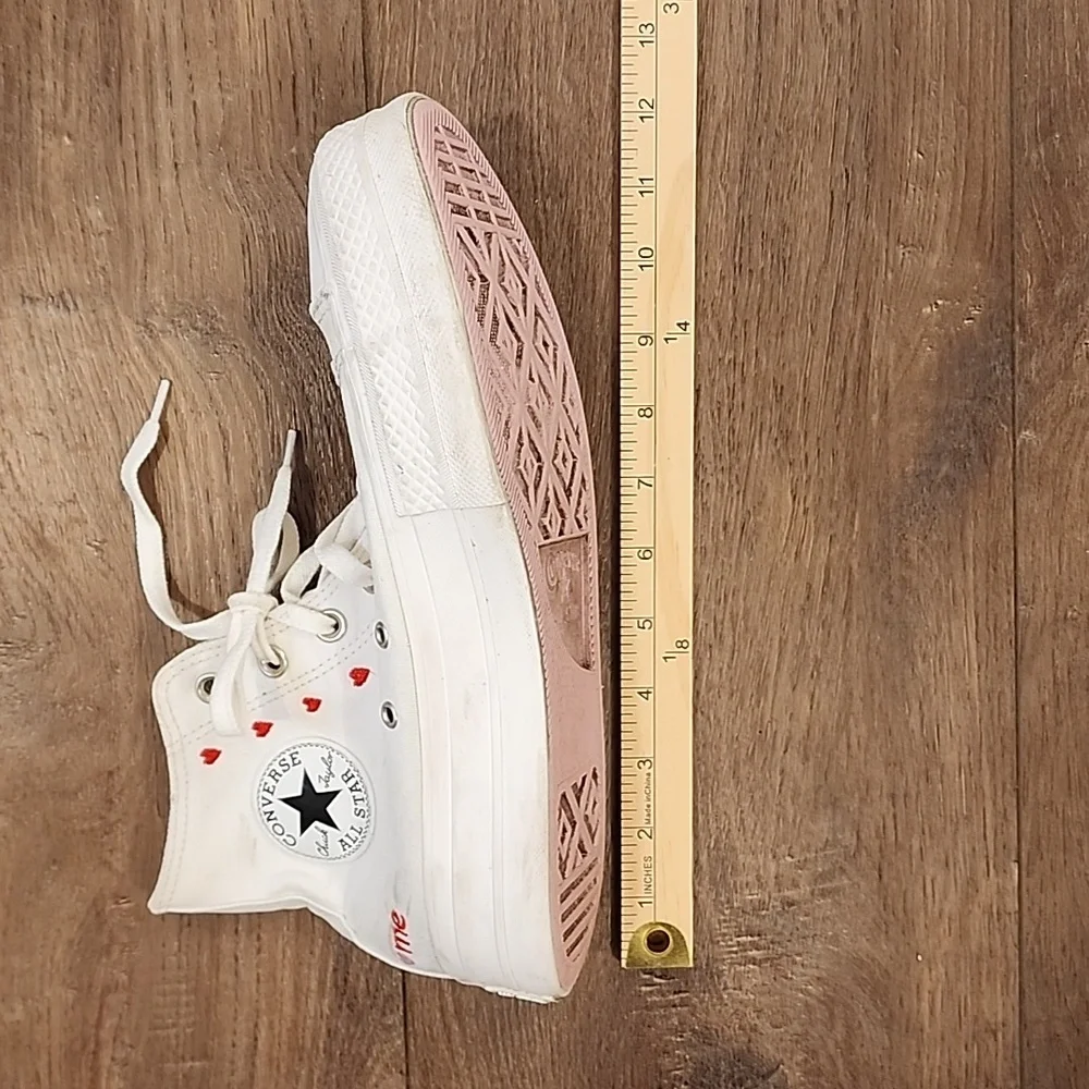 Converse Chuck Taylor All Star Platform Valentine's Day Hearts Hi Rise size 10